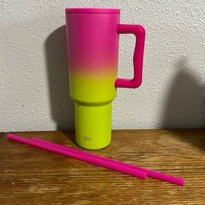 EUC!! Simple Modern 40 oz Trek Rodeo Drive